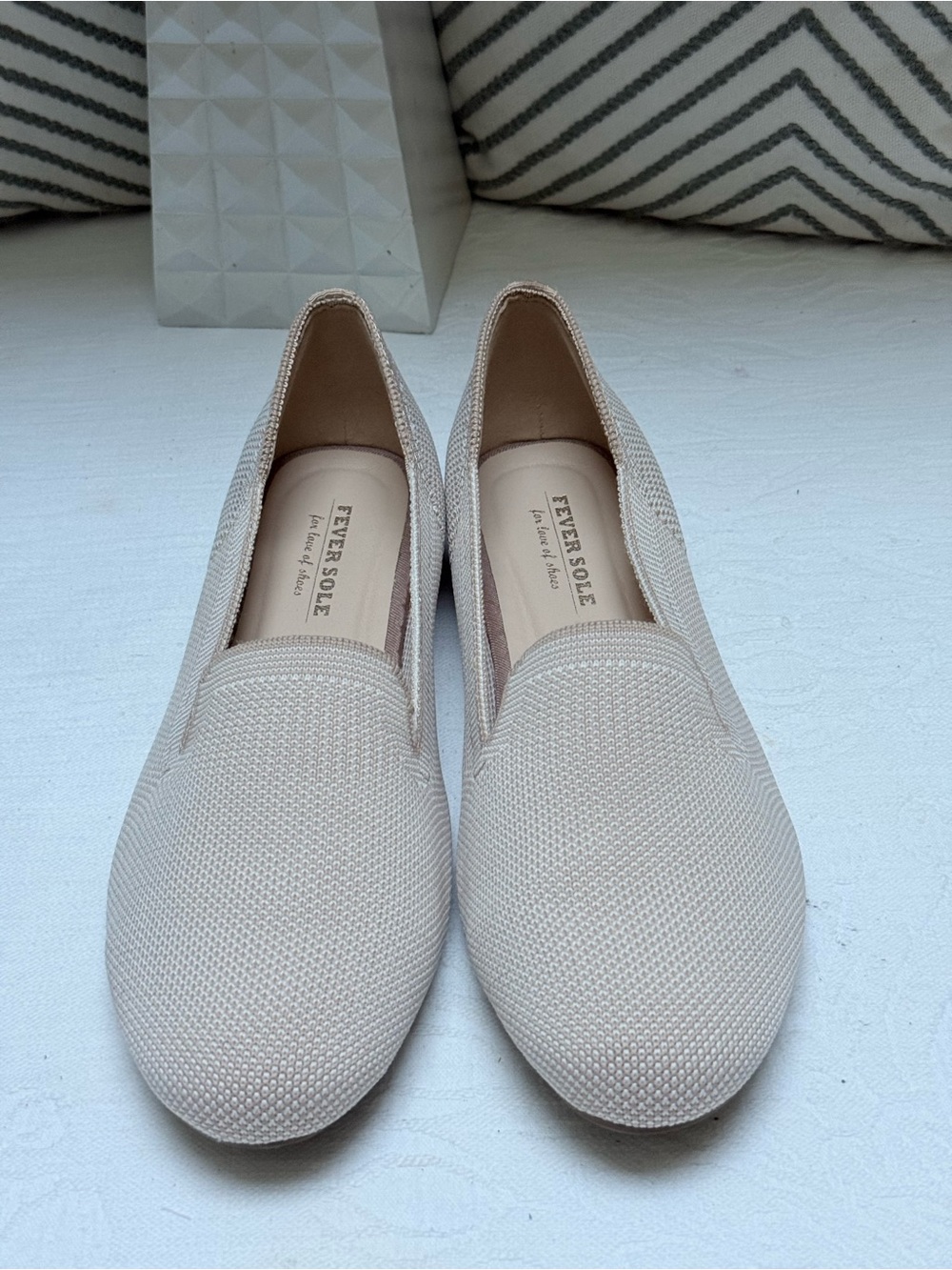 Fever Sole  Women's Knit Slip-On Loafers in Light Beige